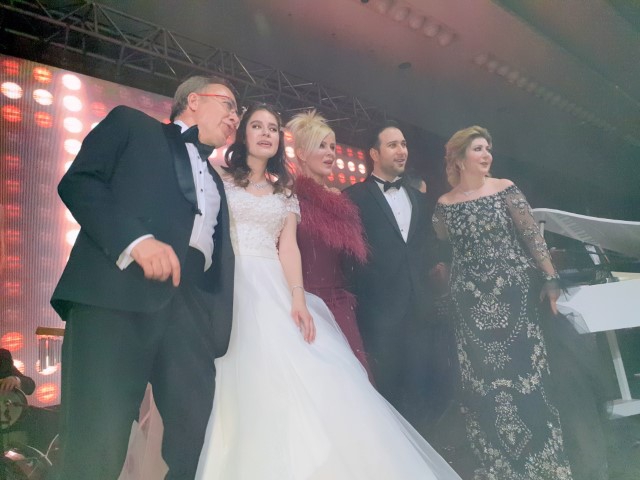 Ömür Gedik... KIZINI EVLENDİRDİ! 12