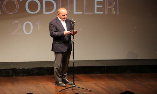 Savaş Dinçel Tiyatro Ödülleri... ÖDÜLLER SAHİPLERİNİ BULDU!.. 9