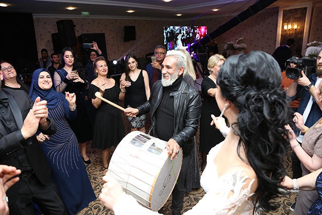 Ekin... OĞLUNA MUHTEŞEM SÜNNET DÜĞÜNÜ! 16