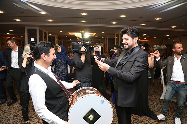 Ekin... OĞLUNA MUHTEŞEM SÜNNET DÜĞÜNÜ! 17