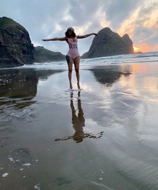 Cardi B... ÇIPLAK VİDEOSUNU YAYINLADI, İNSTAGRAM KALDIRDI! 7