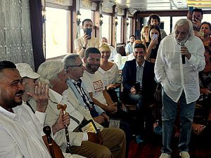 Eğlence Dünyası... DEV KADROLU MÜZİKAL!