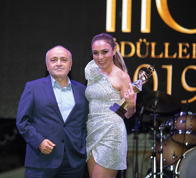 Moonlife Yılın En İyileri...KIBRIS'TA 7 YILDIZLI ÖDÜL TÖRENİ! 14