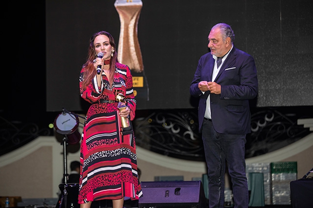 Moonlife Yılın En İyileri...KIBRIS'TA 7 YILDIZLI ÖDÜL TÖRENİ! 8