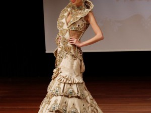 Modanın Şehir Defteri... ŞEHİR TEMALI ŞIK VE KLAS BİR DEFİLE !..