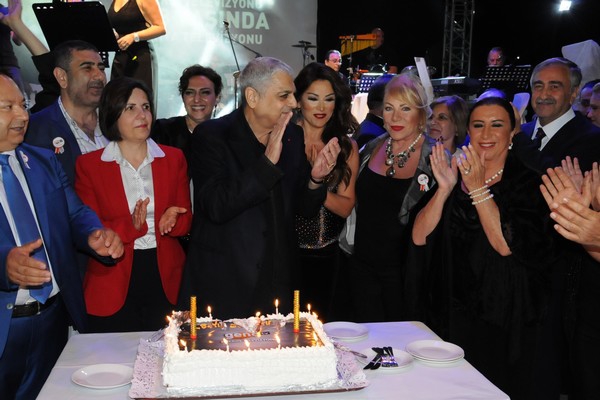 Kıbrıs Genç TV... 18. KURULUŞ YILDÖNÜMÜNE YAKIŞAN ŞAŞALI BİR ÖDÜL TÖRENİ 8