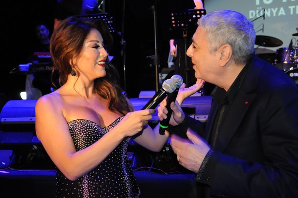 Kıbrıs Genç TV... 18. KURULUŞ YILDÖNÜMÜNE YAKIŞAN ŞAŞALI BİR ÖDÜL TÖRENİ 9