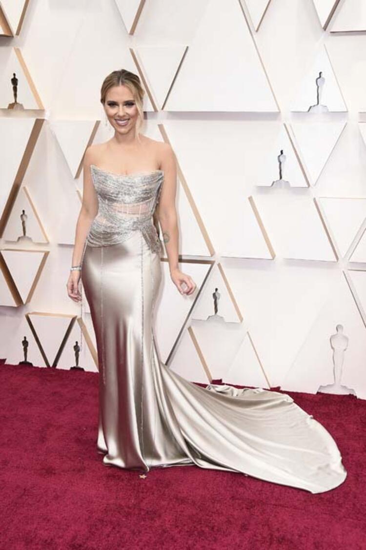 92.OSCAR KIRMIZI HALIYA DAMGA VURANLAR 34