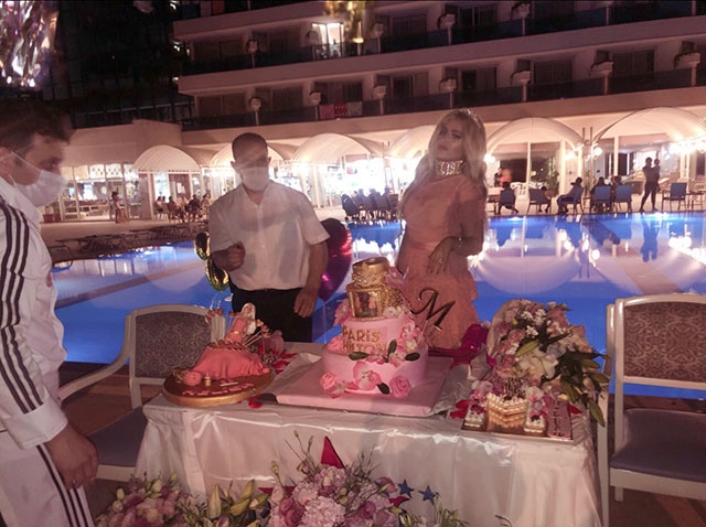 YERLİ PARİS HİLTON'UN MUHTEŞEM YAŞGÜNÜ! 11