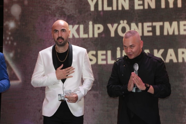 Altın Zirve ve Kariyer Ödülleri ... PANDEMİ SONRASI İLK ÖDÜL TÖRENİ 12