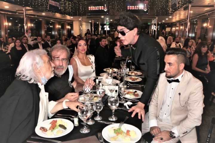 Altın Zirve ve Kariyer Ödülleri ... PANDEMİ SONRASI İLK ÖDÜL TÖRENİ 28