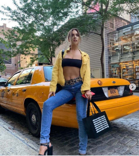 Yağmur Taktaş… DÜNYACA ÜNLÜ RAPÇININ TAKIP ETTIĞI TEK TÜRK! 8