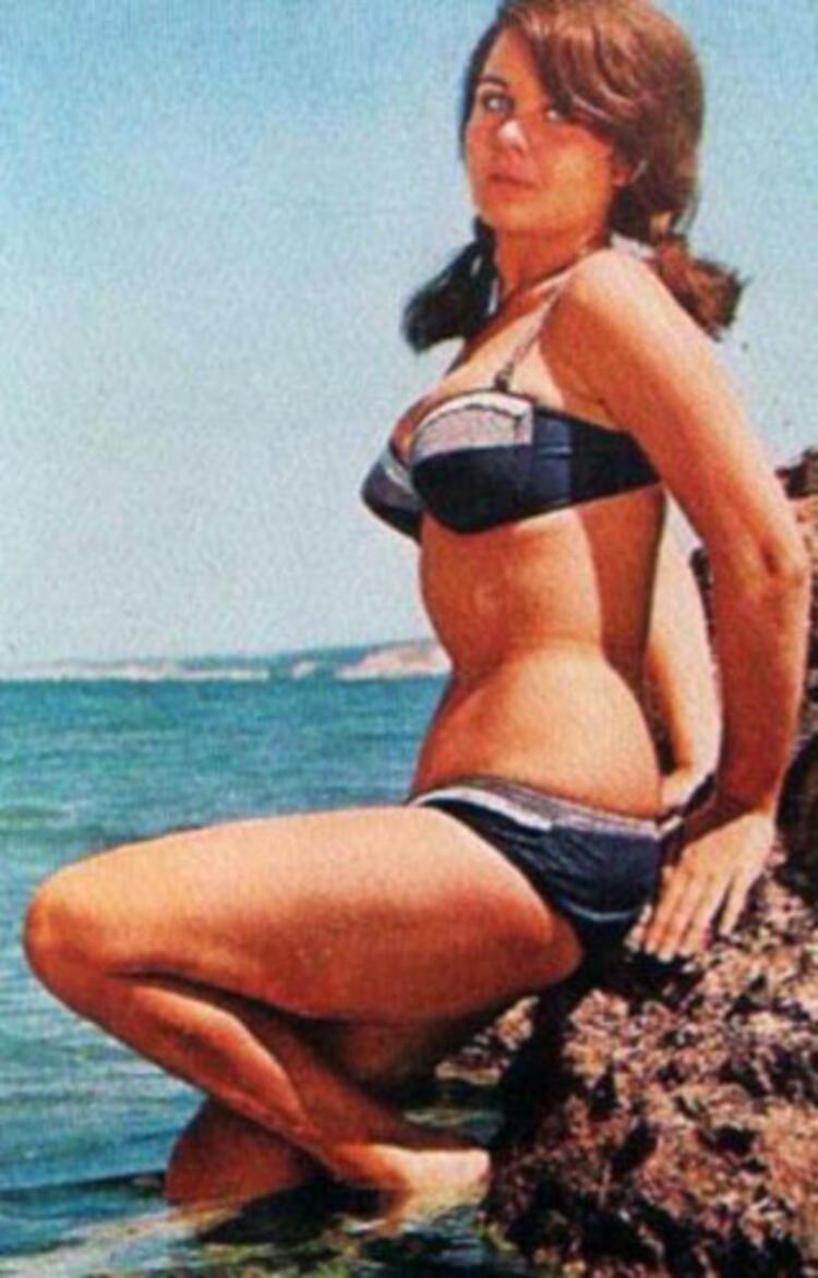 EFSANE OYUNCULARIN OLAY POZLARI 13