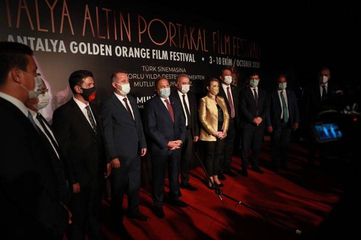 57. Antalya Altın Portakal Film Festivali... ALTIN PORTAKALLAR SAHİPLERİNİ BULDU! 3