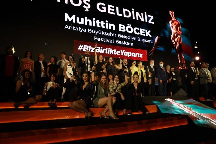 57. Antalya Altın Portakal Film Festivali... ALTIN PORTAKALLAR SAHİPLERİNİ BULDU! 55