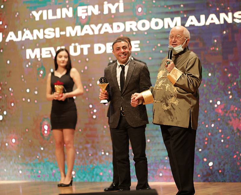 1. ALTIN ZAFER ÖDÜL TÖRENİ’NDE ZAFER ONLARIN OLDU! 19