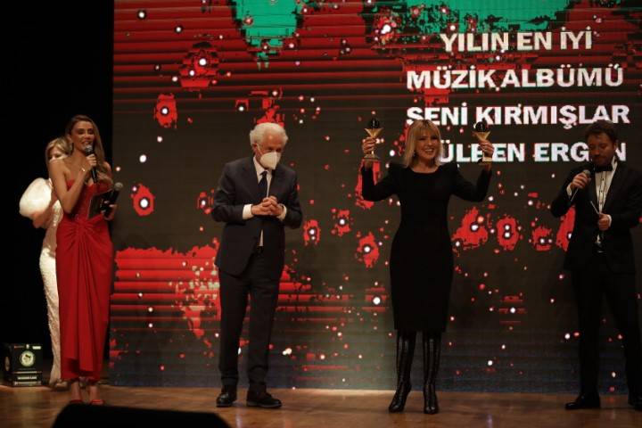 1. ALTIN ZAFER ÖDÜL TÖRENİ’NDE ZAFER ONLARIN OLDU! 30