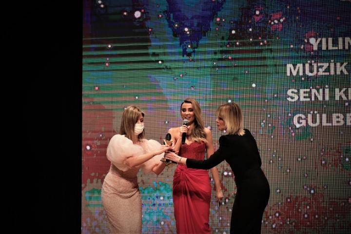 1. ALTIN ZAFER ÖDÜL TÖRENİ’NDE ZAFER ONLARIN OLDU! 8