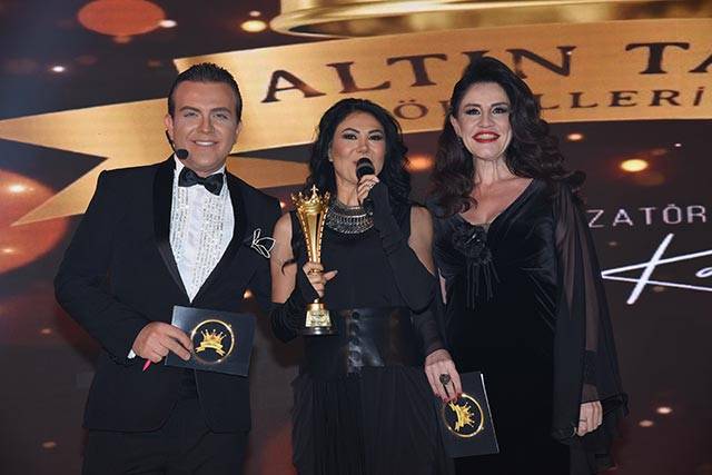 3.Etap Altın Taç Ödül Töreni... SAHİPLERİNİ BULDU! 24