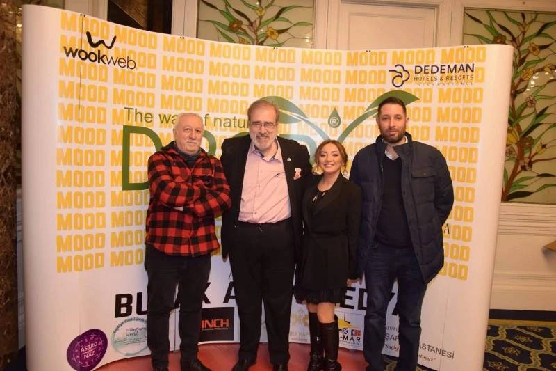 Mood Dergisi… ÖDÜL GECESİNE ÜNLÜ YAĞMURU