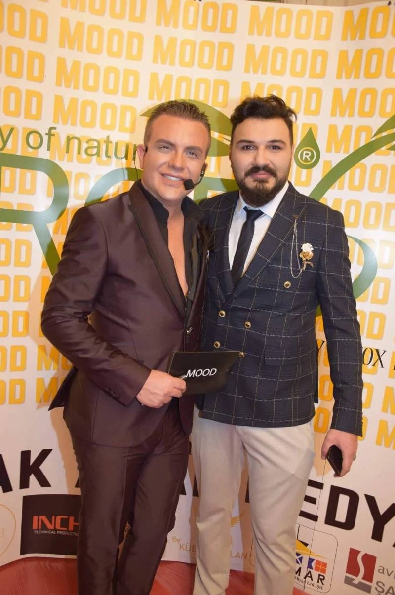 Mood Dergisi… ÖDÜL GECESİNE ÜNLÜ YAĞMURU