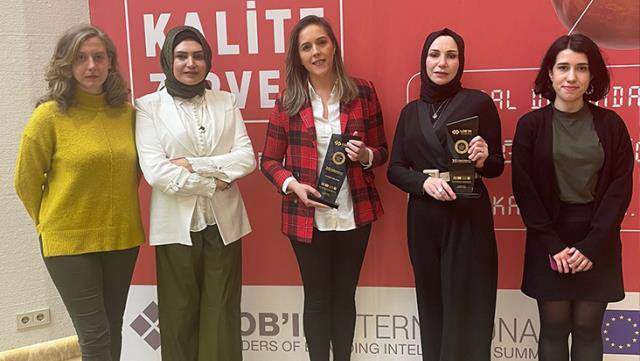KALİTE ZİRVESİNDE “YILIN EN KALİTELİLERİ” ÖDÜLLENDİRİLDİ