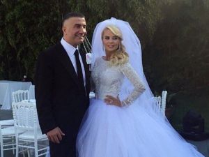 Sedat - Özge Peker... BÜYÜK AŞK GÖRKEMLİ BİR DÜĞÜNLE TAÇLANDI!