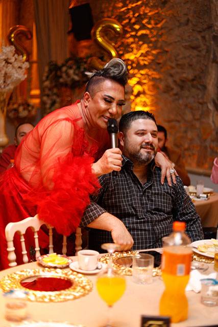 ÜNLÜLERİ BULUŞTURAN SAZLI SÖZLÜ DOĞUM GÜNÜ! 17