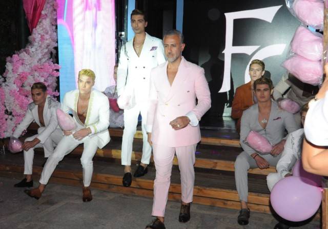 İSTANBUL BOĞAZI’NDA BARBİE FIRTINASI 22