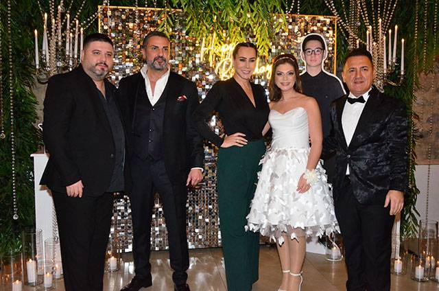 Seda Bozkurt - Sedat Sakarya... İKİZ KARDEŞLERE GÖRKEMLİ 40. DOĞUM GÜNÜ! 6