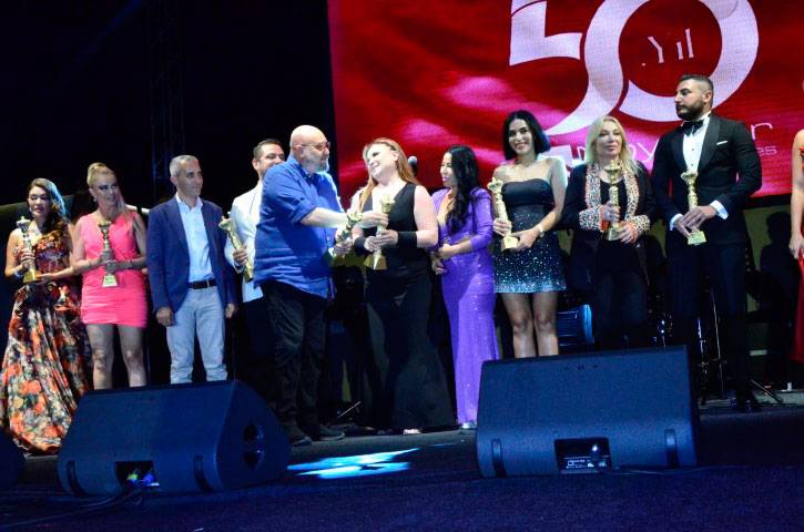 Moon Life Ödül Töreni... KIBRIS'DA 1000 KİŞİLİK ÖDÜL TÖRENİ! 18