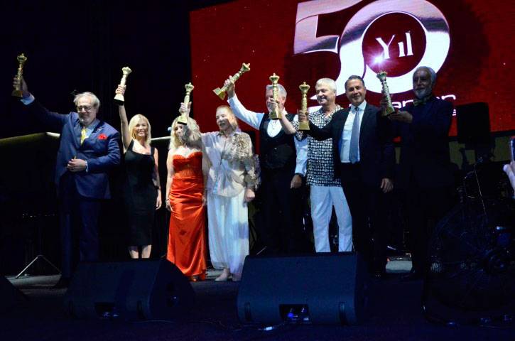 Moon Life Ödül Töreni... KIBRIS'DA 1000 KİŞİLİK ÖDÜL TÖRENİ! 22