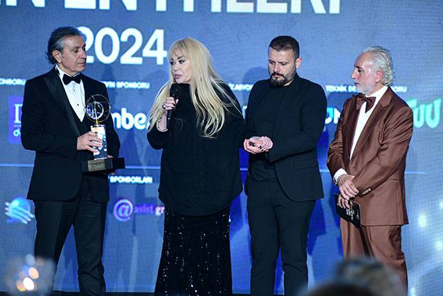 Magazinci.com 24.Yıl Yılın En İyileri Ödüllleri... SAHİPLERİNİ BULDU! 7