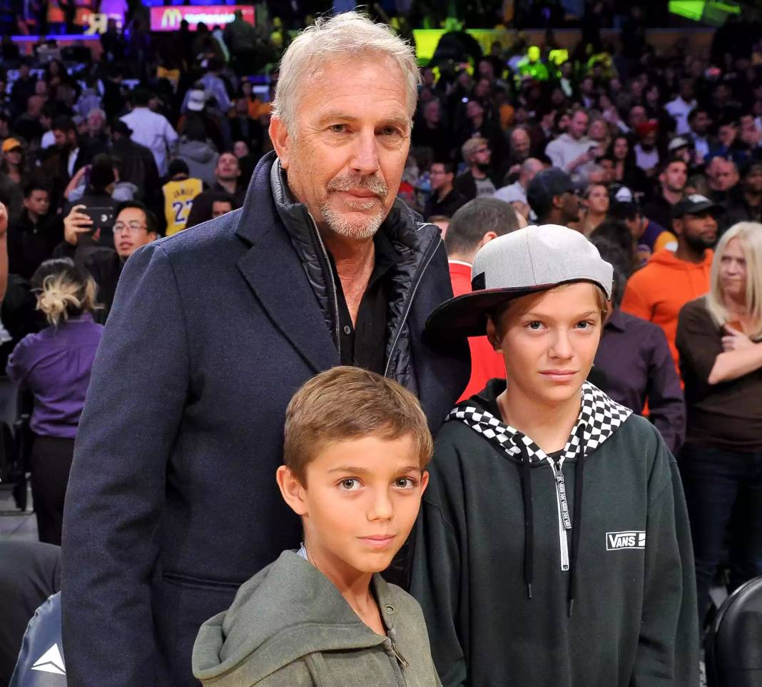 Kevin Costner... İŞTE ÇOCUKLARI VE HİKAYELERİ... 6