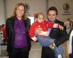 Ercan Avşar... BEDENSEL ENGELLİ ÇOCUKLARA MORAL VERDİ!