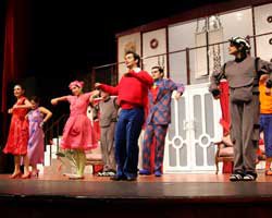 60 BİN ÇOCUK "BAY HOP EVDE ŞAMATA"İLE HEM EĞLENDİ HEM ÖĞRENDİ!