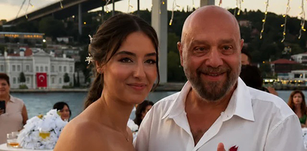 Ahmet Mümtaz Taylan... KIZINI EVLENDİRDİ!