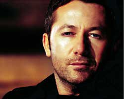 Baha... AŞKI DUYMAK İSTEDİĞİNİZ ZAMAN!