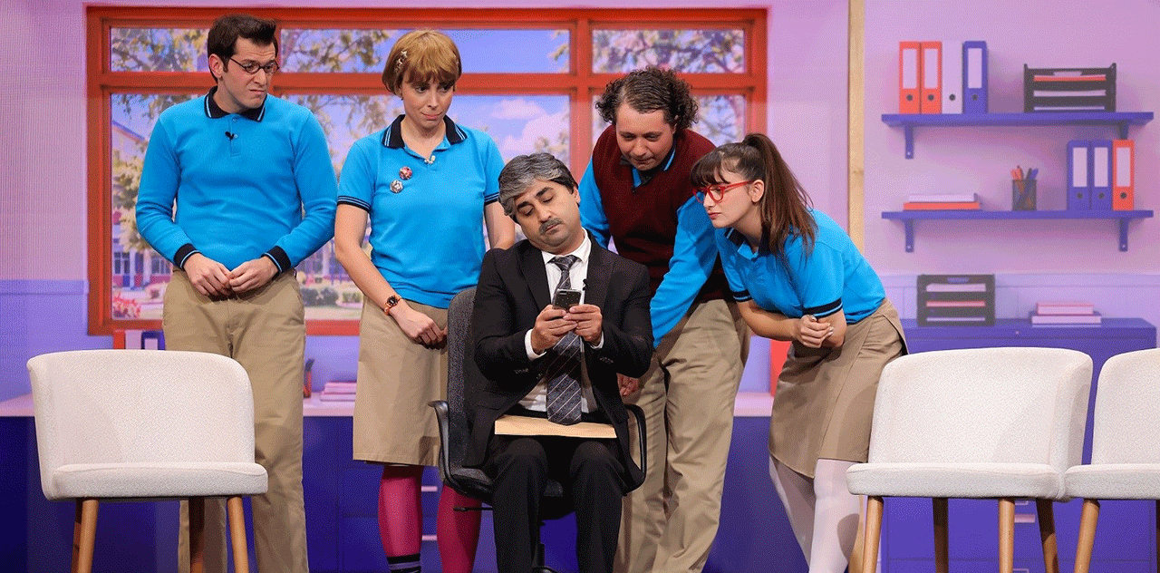 Güldür Güldür Show... BİLAL'İN YAPAY ZEKA İLE SINAVI!