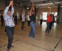 Anadolu Ateşi... YABANCI  KONUKLARA "ORYANTAL DANS" DERSİ VERDİLER!