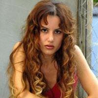 Yıldız Asyalı... İKİ ERKEK ONUN İÇİN KAVGA ETTİ, KAN DÖKTÜ!