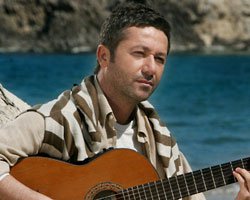 Baha... YENİ  ALBÜMÜNÜN İLK KLİBİNİ  "KURTULUŞ"A İTHAF ETTİ!