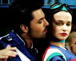 Emir... ''ŞİKİ ŞİKİ''  İLE EKRANLARDA!