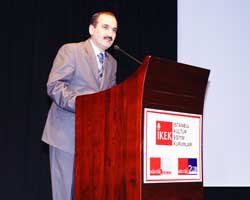 ÇOCUĞUNUZLA İNTERNET VE BİLGİSAYAR KULLANIMI SÖZLEŞMESİ YAPIN!