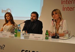 FACEBOOK-TWİTTER ALEMİNİN ÜNLÜLERİ İNTERNET ZİRVESİNDE!