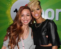 NİLL'DEN RIHANNA'YA ÇİNİLİ ALBÜM!