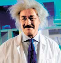 Kadir İnanır... DAHİ İMAJI YAPTI!