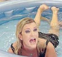 Derya Baykal... CANLI YAYINDA BUNU DA YAPTI!