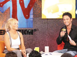 Ajda Pekkan... "SÜPERSTAR" BANA HAKARET GİBİ GELİYOR !..