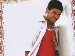 Bülent Yiğit? MÜZİK DÜNYASINA 'ONE MİNUTE' DİYOR...